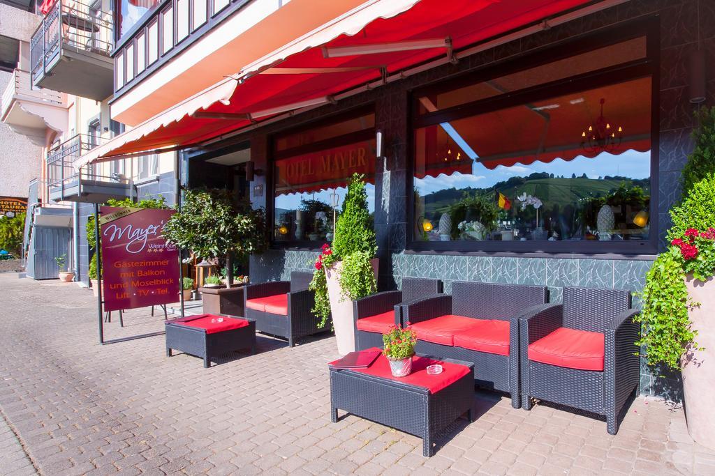 Mayer'S Weinhotel Zell an der Mosel Bagian luar foto