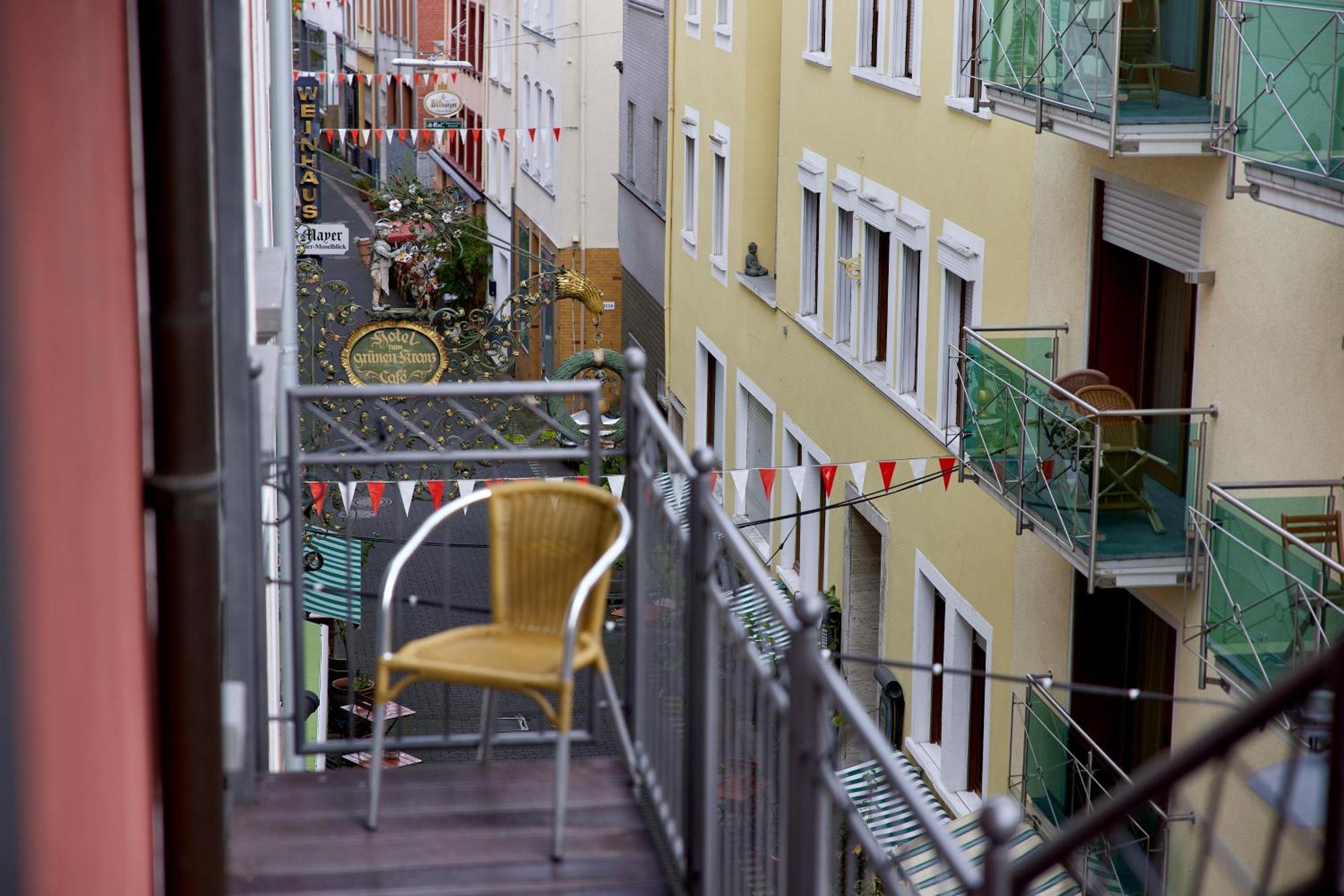 Mayer'S Weinhotel Zell an der Mosel Bagian luar foto