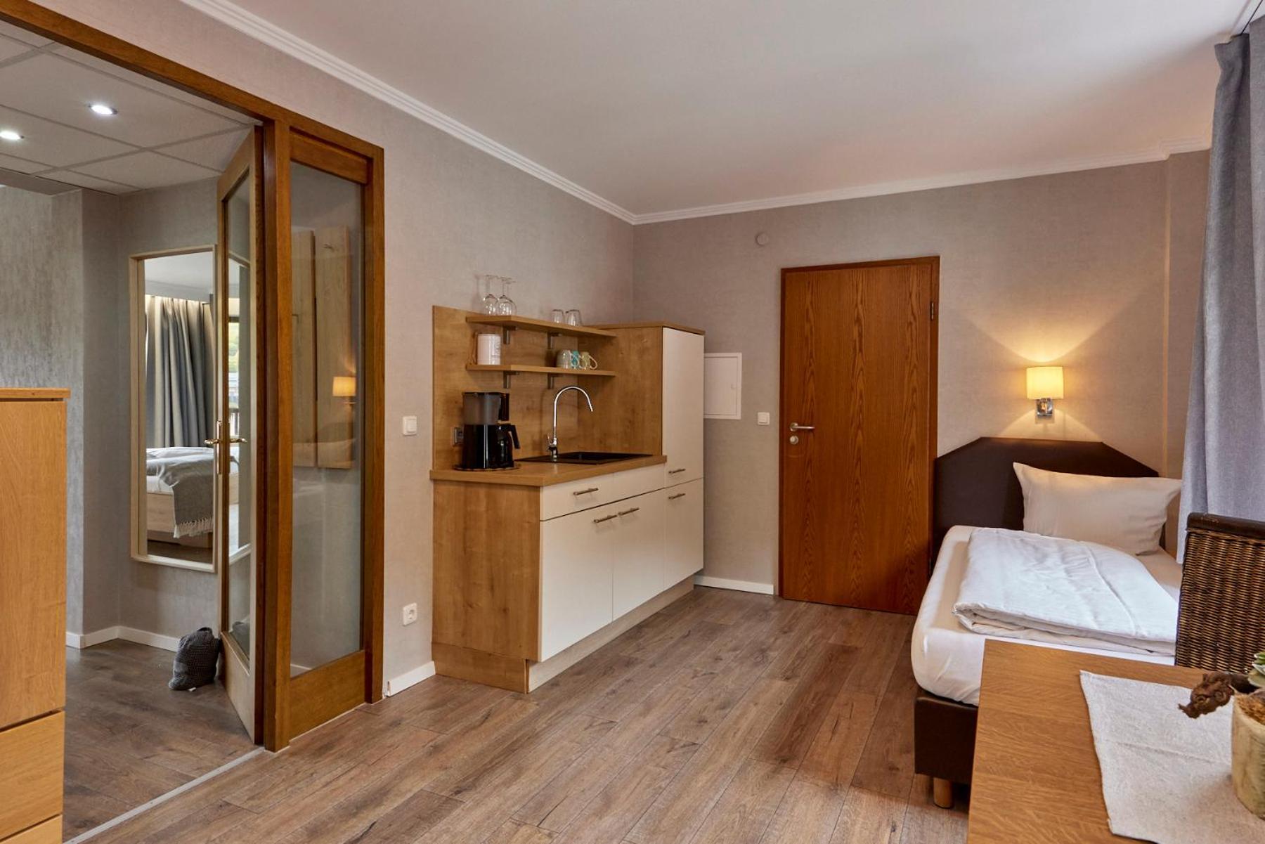 Mayer'S Weinhotel Zell an der Mosel Ruang foto